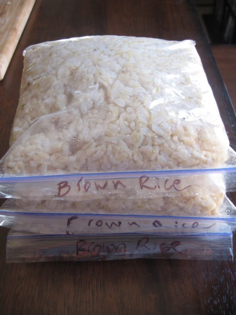 ziploc bags full of cooked rice marked with brown rice