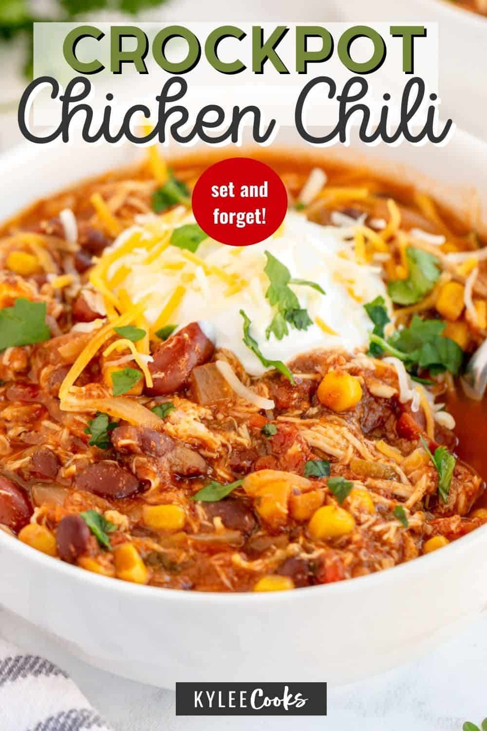bowl of chicken chili with recipe title in text overlay