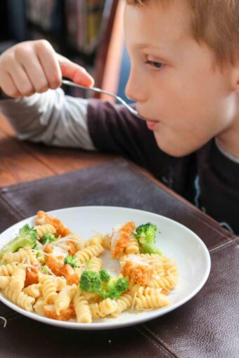 Chicken & Broccoli Pasta - Kylee Cooks