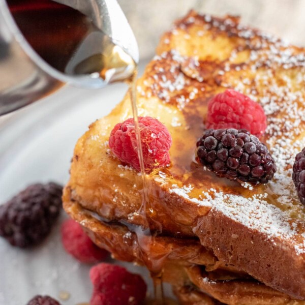 french toast with berries and maple syrup