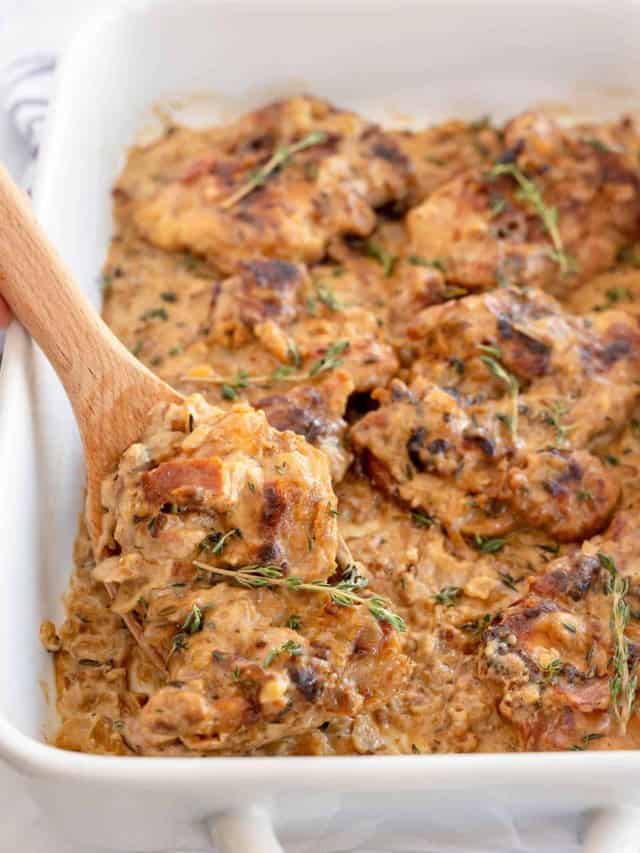 Mouthwatering Smothered Chicken Casserole