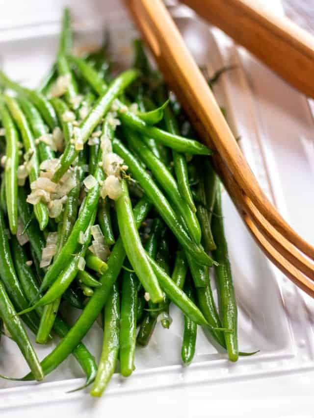 Sauteed Green Beans (EASIEST side dish!)